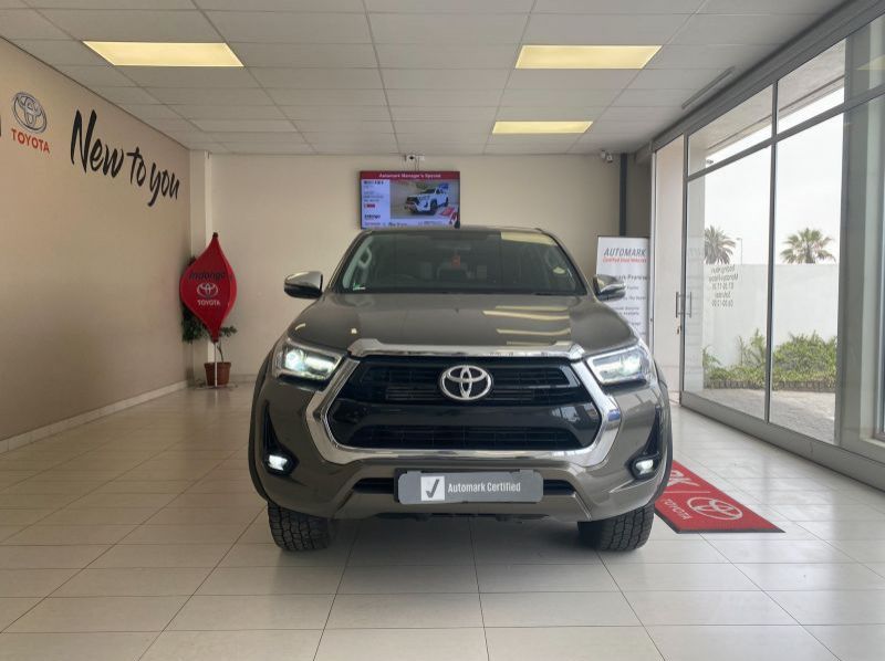 2021 Toyota Hilux Raider D/C 2.8 4x4 AT pictures