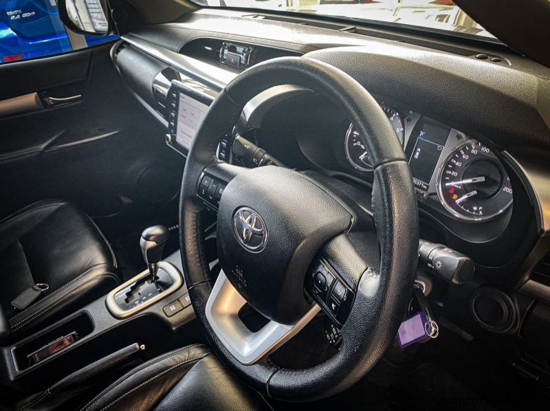 2021 Toyota Hilux Raider D/C 2.8 4x4 AT pictures