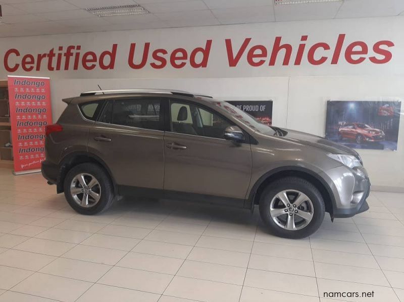 2015 Toyota RAV 4 2.0 GX 2WD pictures