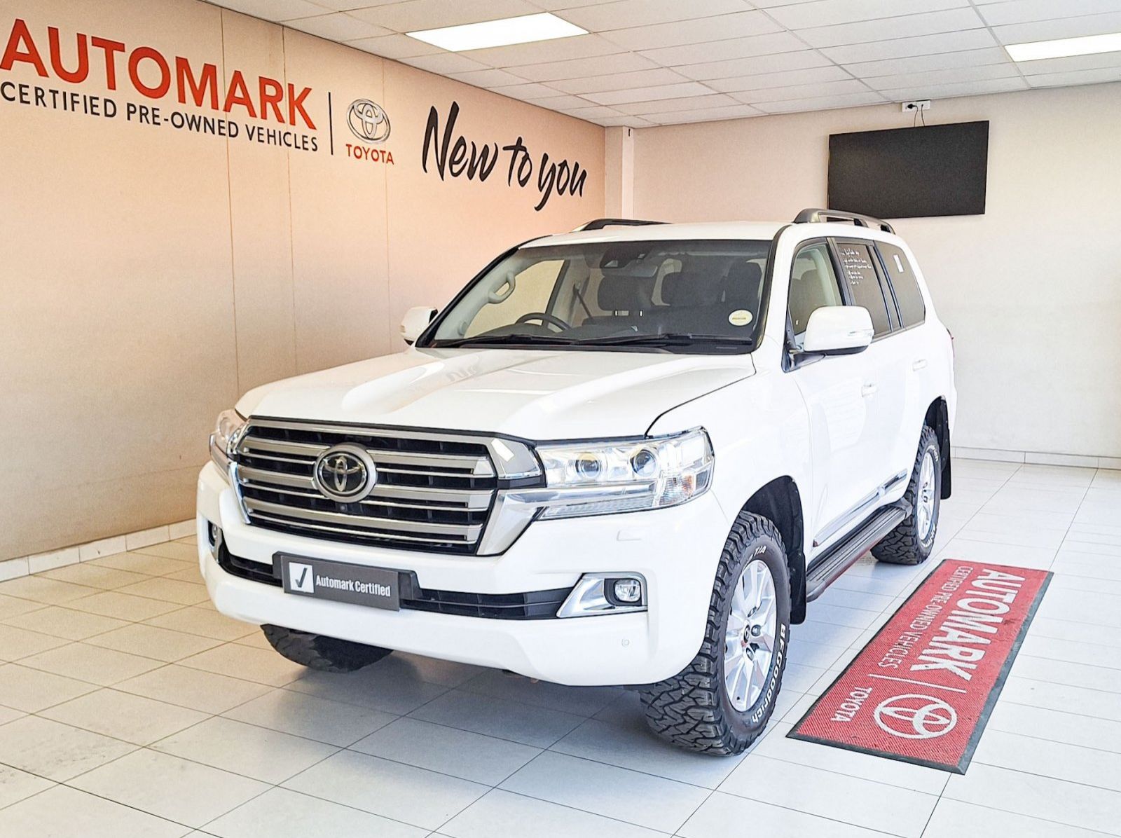 Used Toyota Land Cruiser 200 4.5D V8 AT for sale in Windhoek, Walvis Bay, Okahandja, Gobabis, Mariental, Otjiwarongo, Ongwediva, Namibia