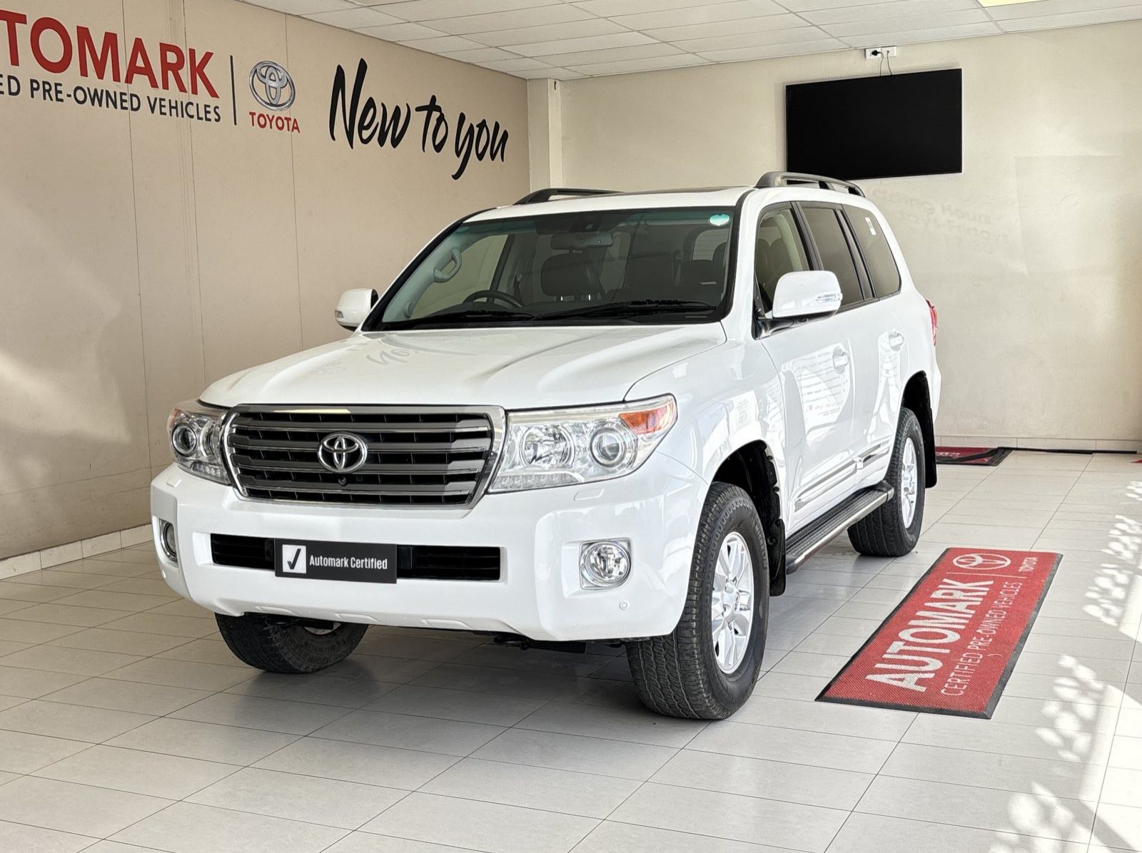Used Toyota LANDCRUISER 200 VX 4.5D for sale in Windhoek, Walvis Bay, Okahandja, Gobabis, Mariental, Otjiwarongo, Ongwediva, Namibia