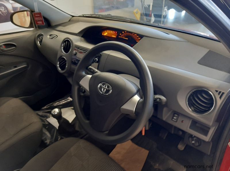 2020 Toyota ETIOS SPORT 1.5 pictures