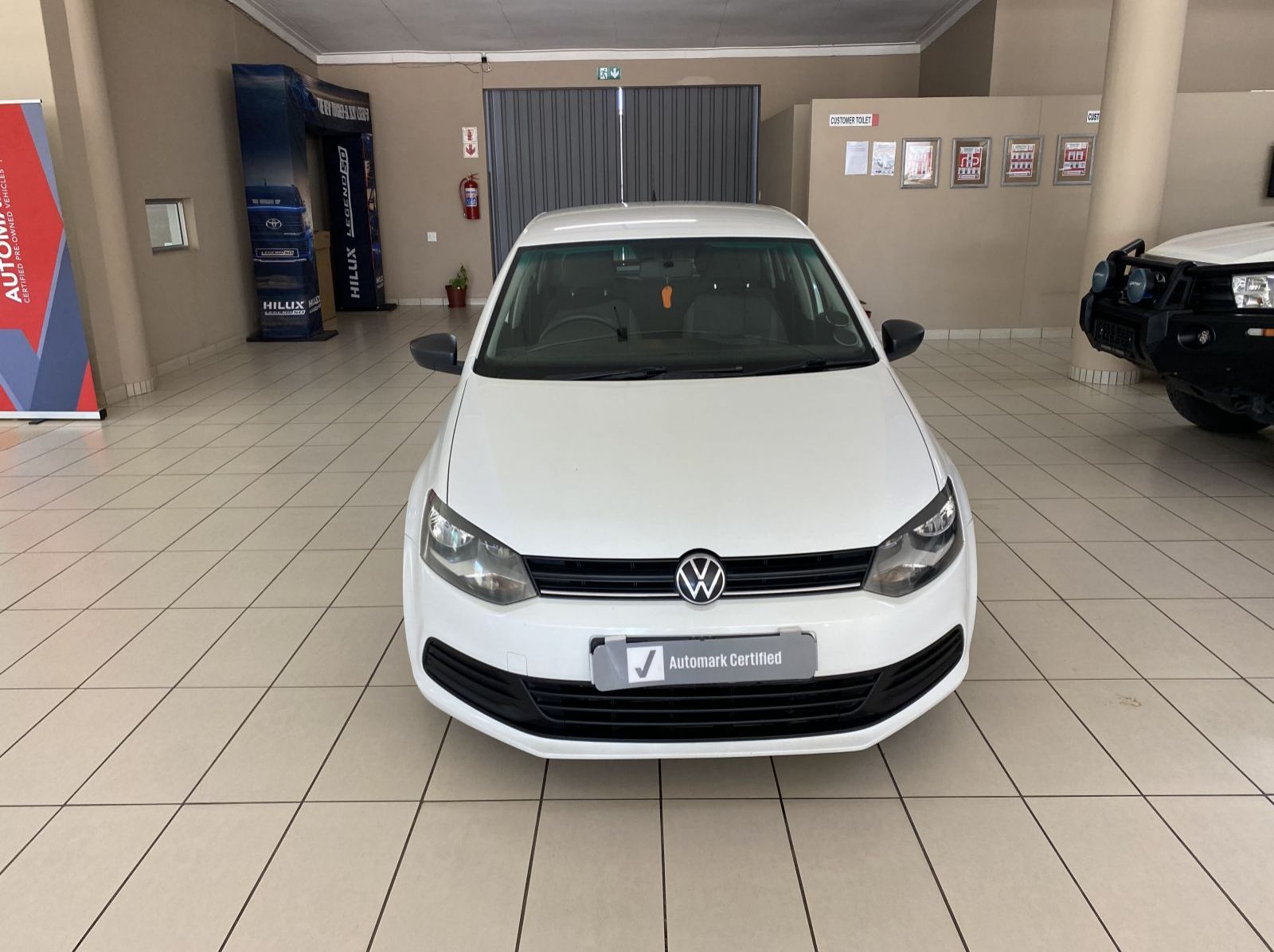 2017 Volkswagen vivo trendline 1.4 pictures
