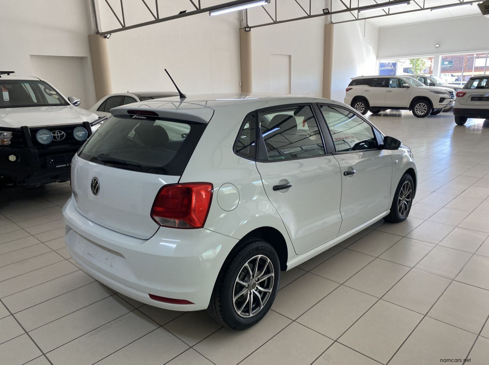 2017 Volkswagen vivo trendline 1.4 pictures
