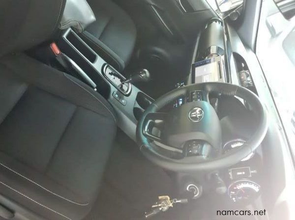 2019 Toyota Hilux D/C 2.8Gd-6 4x4 A/T pictures