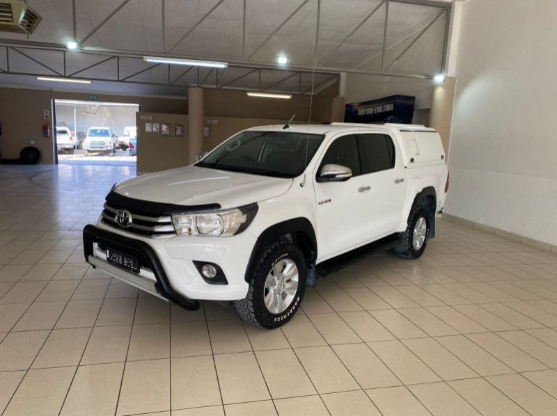 2016 Toyota hilux pictures