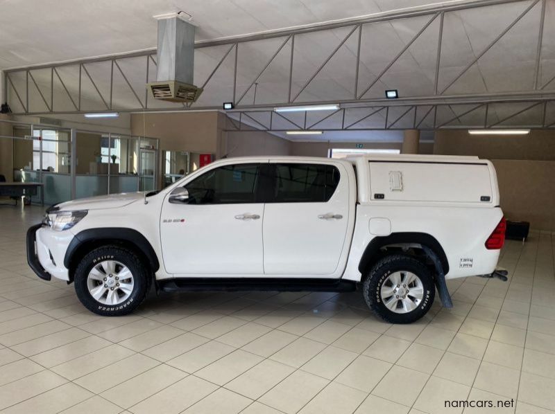 2016 Toyota hilux pictures