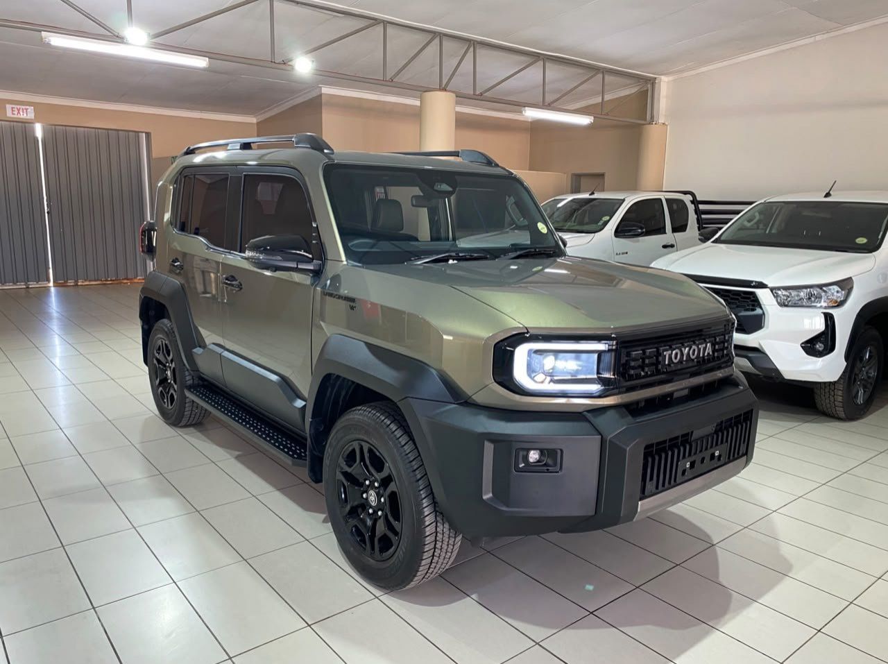 Used Toyota FJ LandCruiser VX for sale in Windhoek, Walvis Bay, Okahandja, Gobabis, Mariental, Otjiwarongo, Ongwediva, Namibia