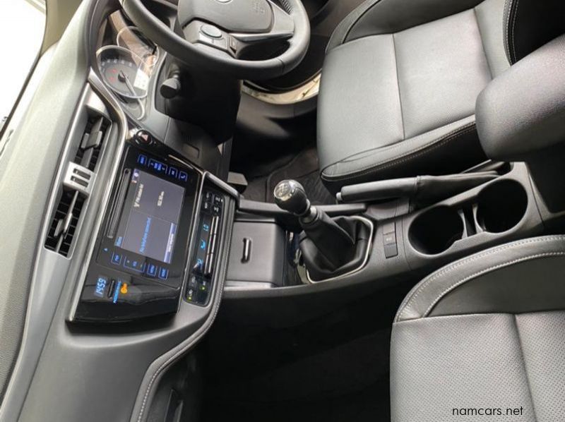 2022 Toyota COROLLA pictures