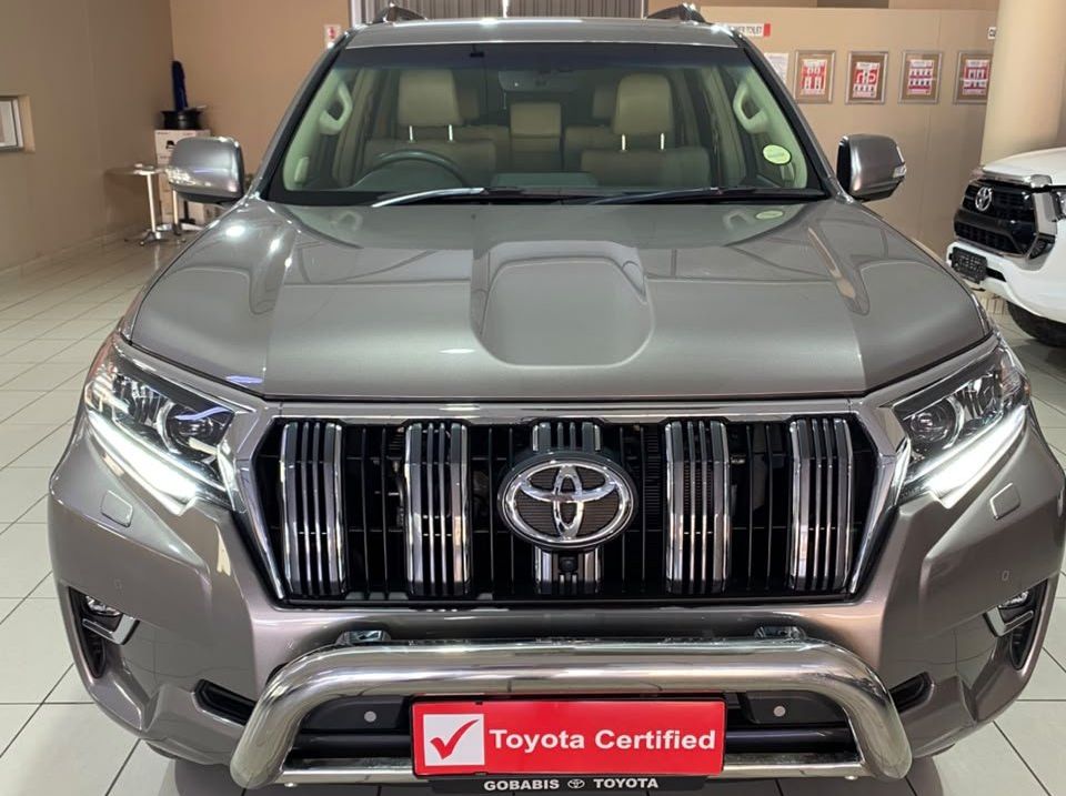 2023 Toyota Land Cruiser Prado pictures