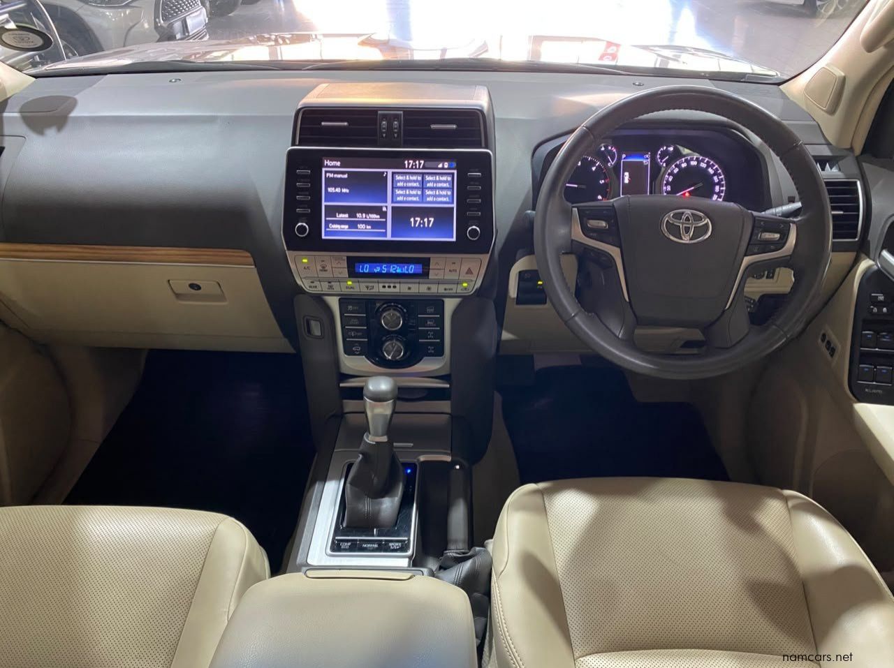 2023 Toyota Land Cruiser Prado pictures