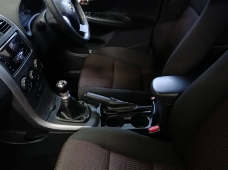 2016 Toyota Corolla Quest 1.6 pictures