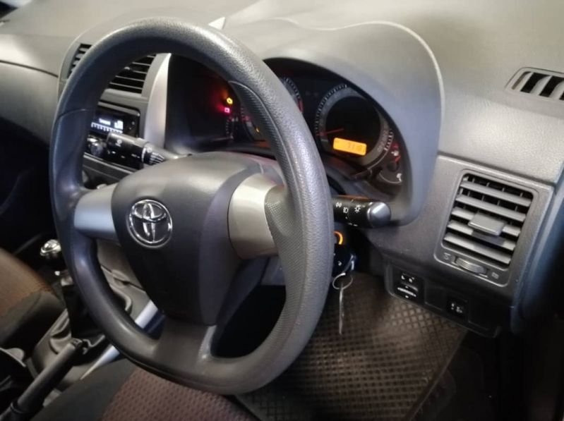 2016 Toyota Corolla Quest 1.6 pictures