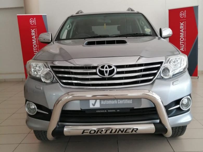 2015 Toyota FORTUNER 3.0 D4D 4X4 A/T pictures