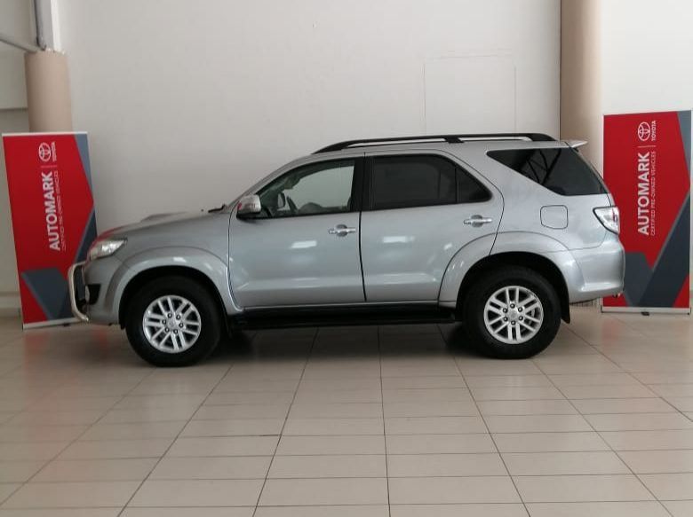 2015 Toyota FORTUNER 3.0 D4D 4X4 A/T pictures