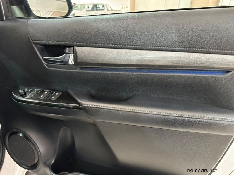 2021 Toyota Hilux 2.8 D/C RB Legend A/T pictures