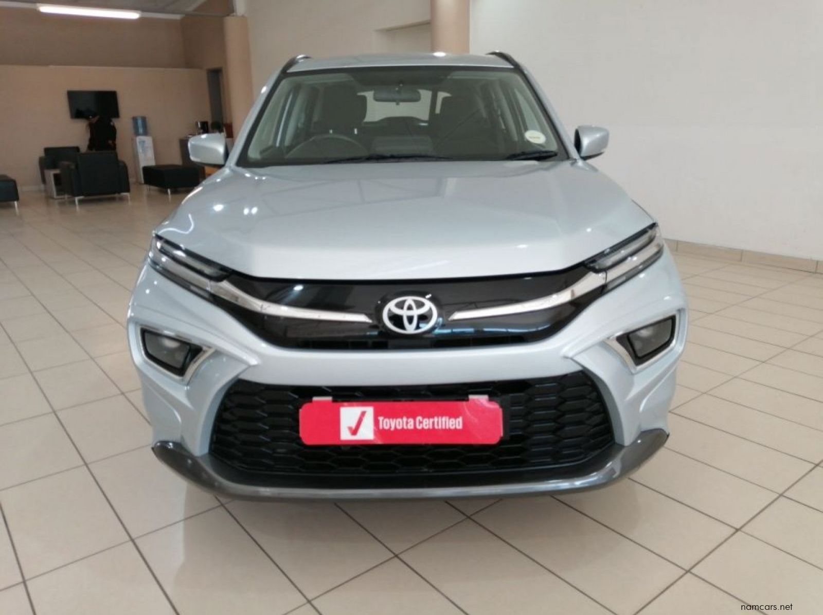 2024 Toyota Urban Cruiser  XR A/T pictures