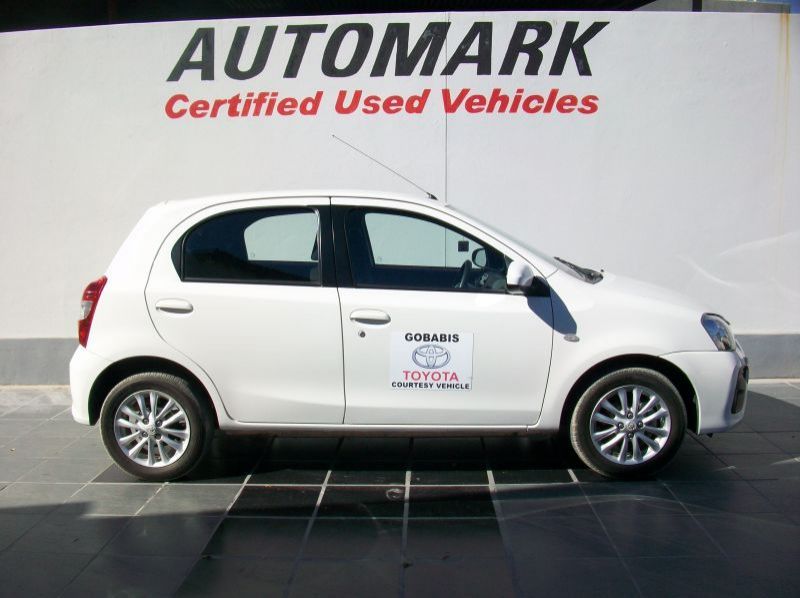 2019 Toyota ETIOS 1,5  HB pictures