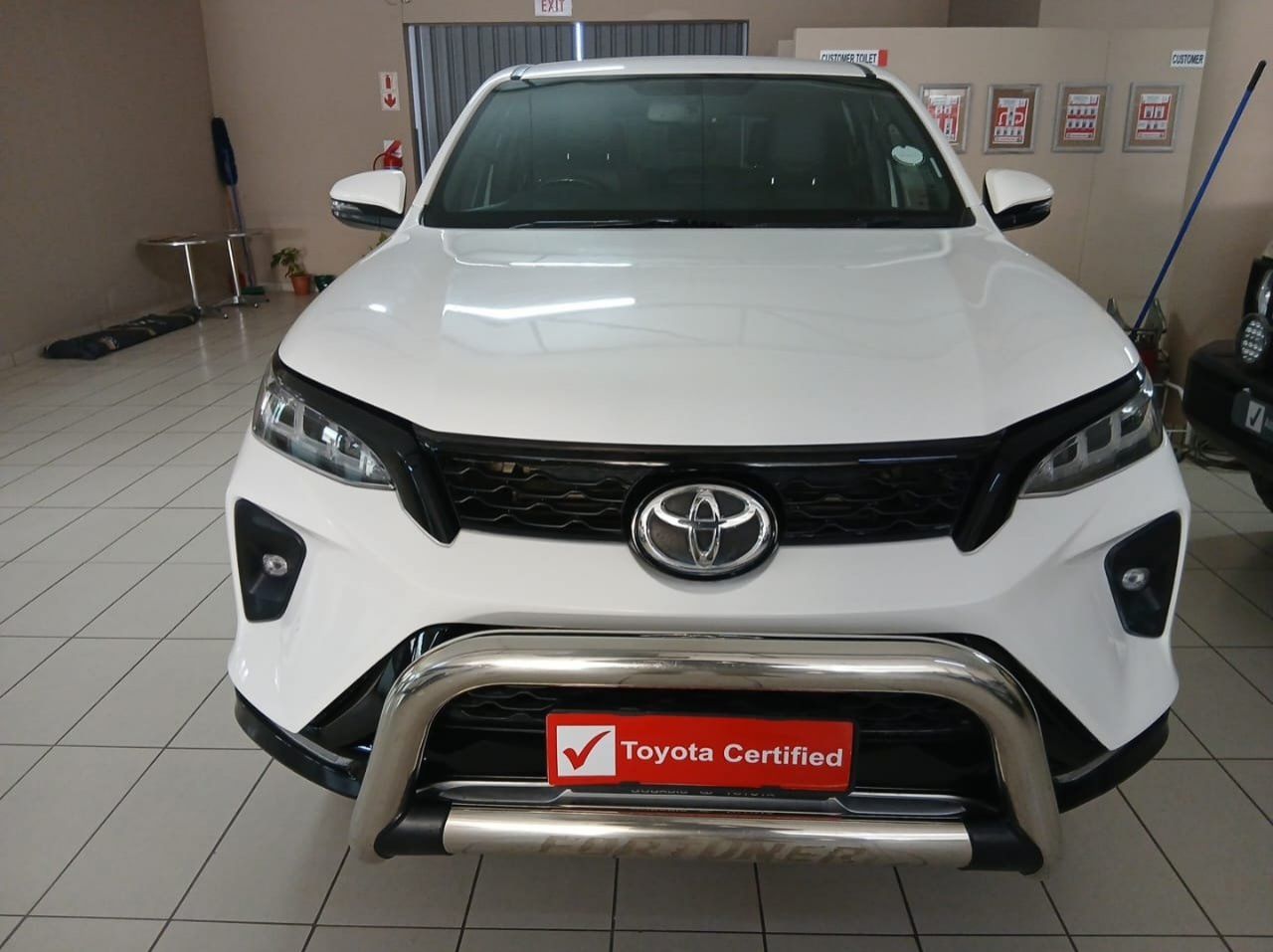 2023 Toyota Fortuner 2.8 4x4 AT pictures