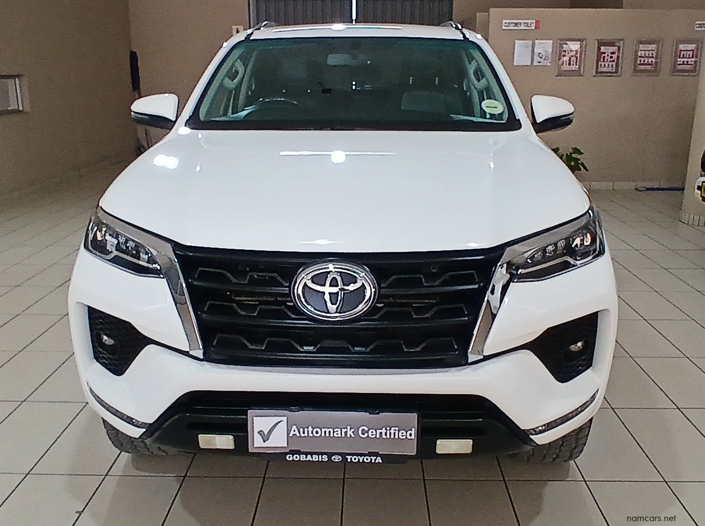 2023 Toyota Fortuner 2.8 4x4 AT pictures