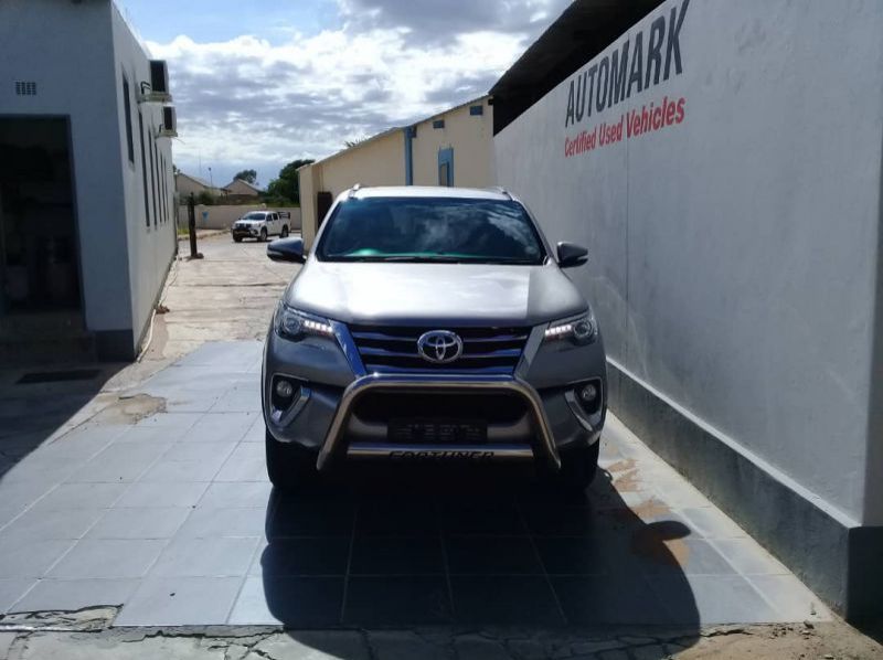 2017 Toyota Fortuner 2.8 A/T 2X4 pictures