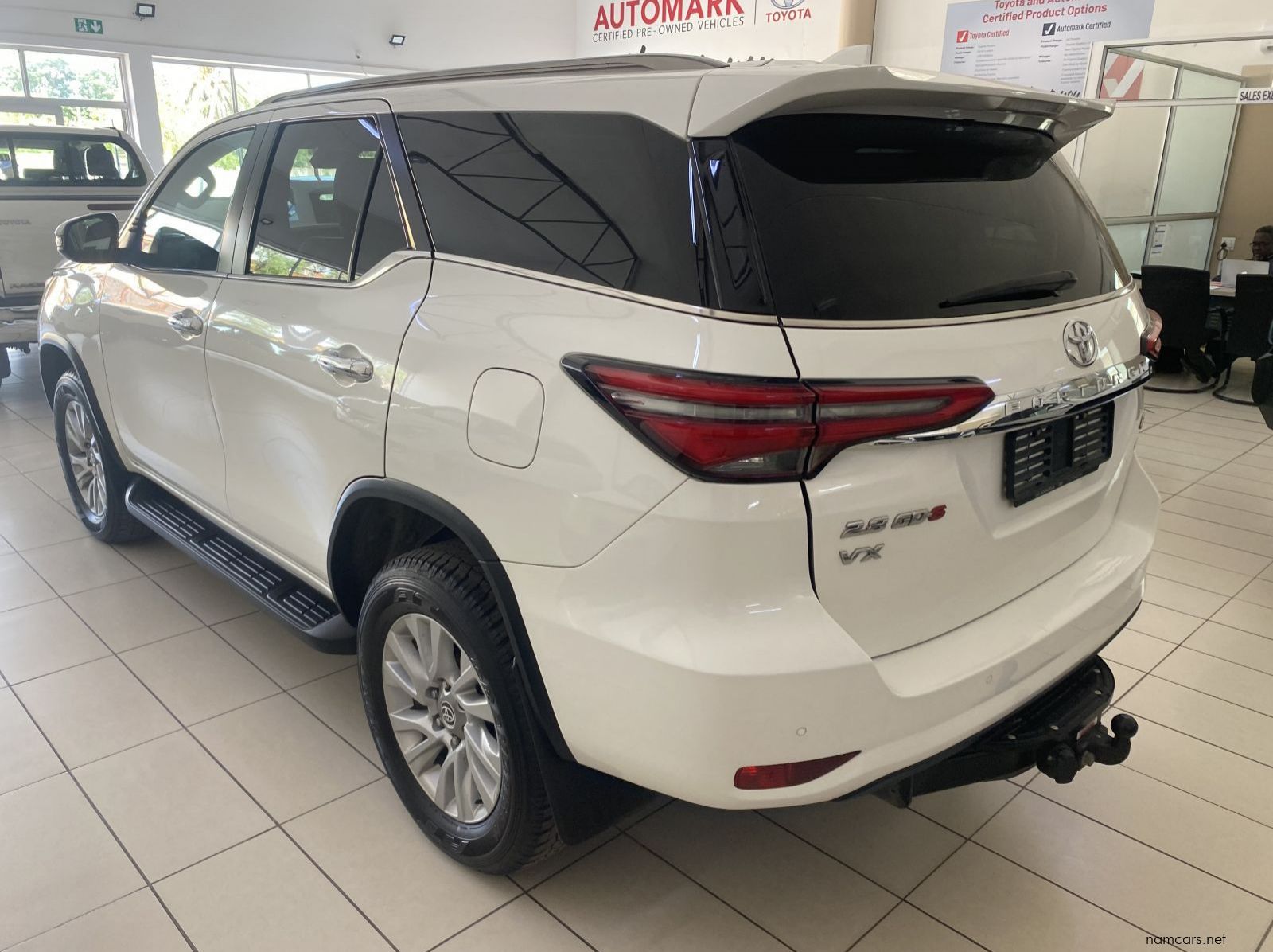 2023 Toyota FORTUNER VX 4X4 AT 2.8 pictures