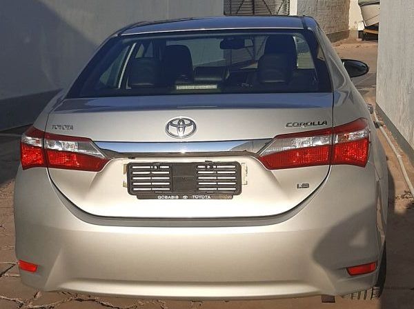 2014 Toyota Corolla 1.8 exclusive cvt pictures
