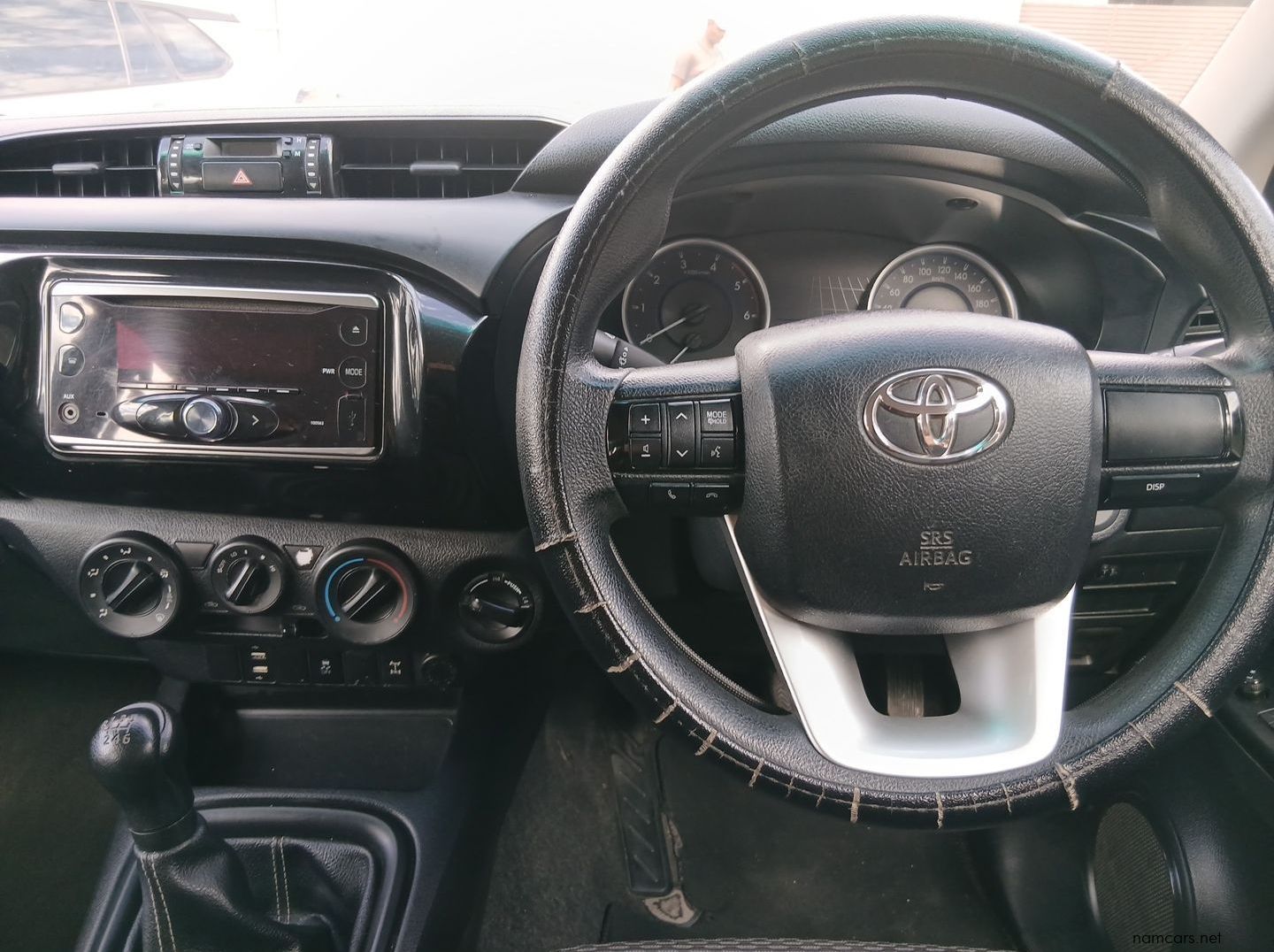 2016 Toyota Hilux 2.8 D/C 4x4 AT Raider pictures