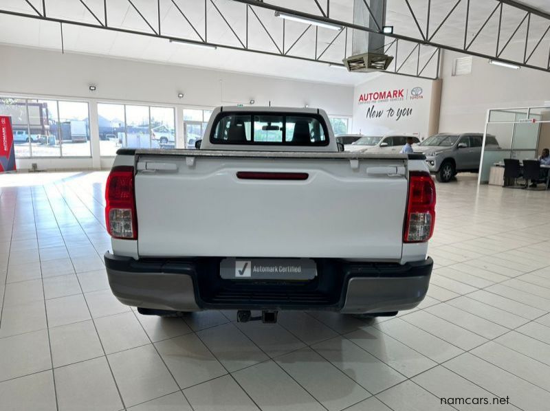 2020 Toyota Hilux 2.4 4x4 pictures