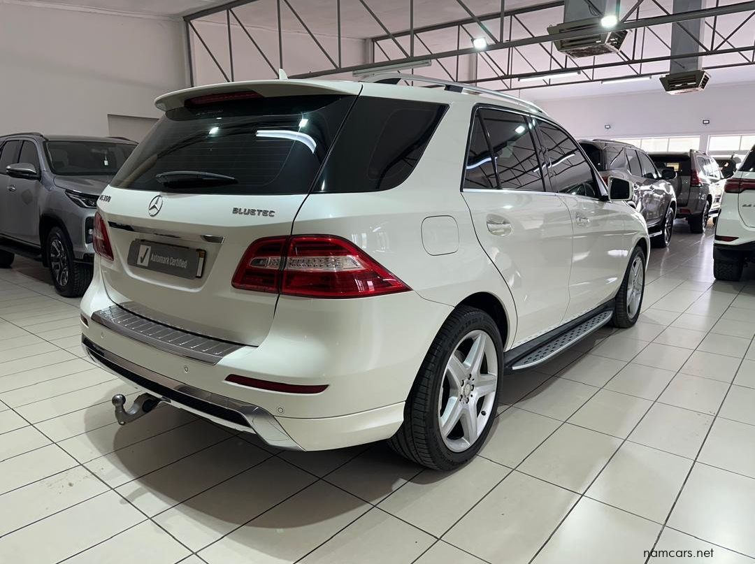 2014 Mercedes-Benz ML Class pictures