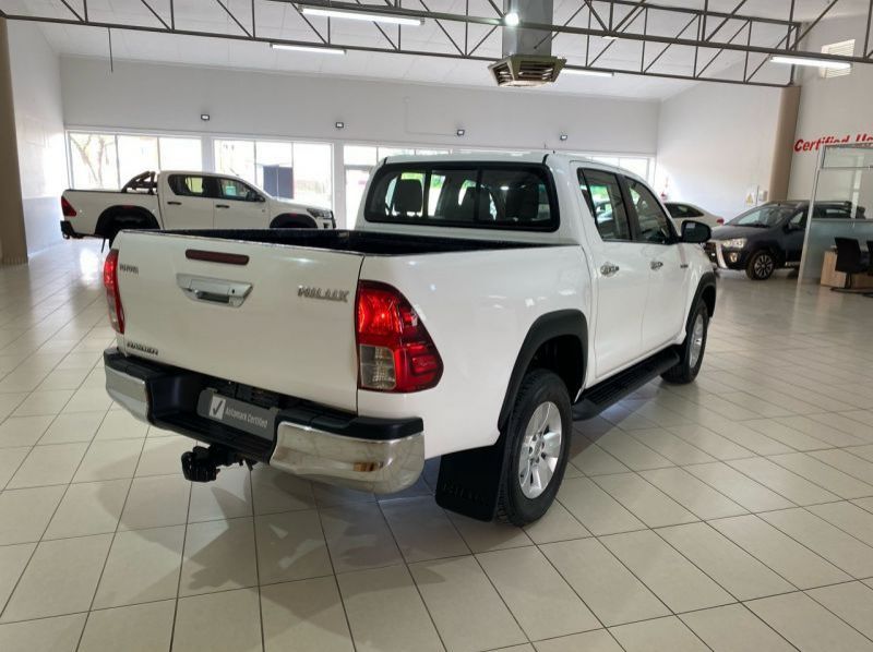 2016 Toyota hilux pictures