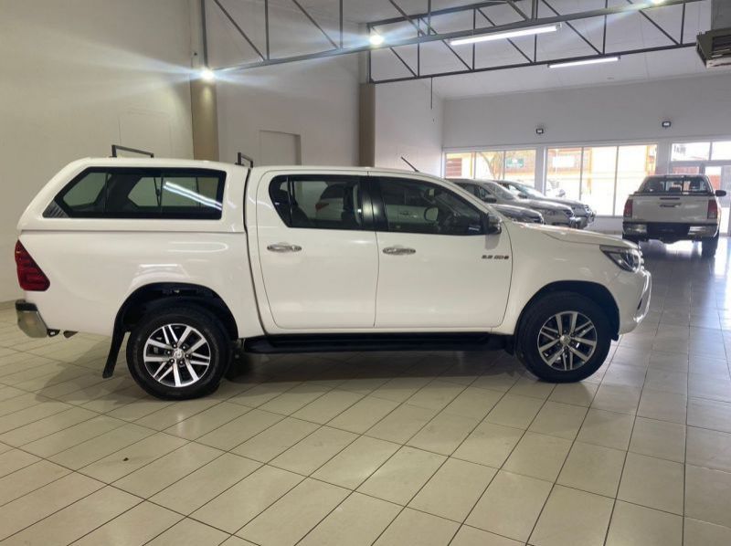 2018 Toyota HILUX 2.8GD-6 4X4 AT D/C pictures