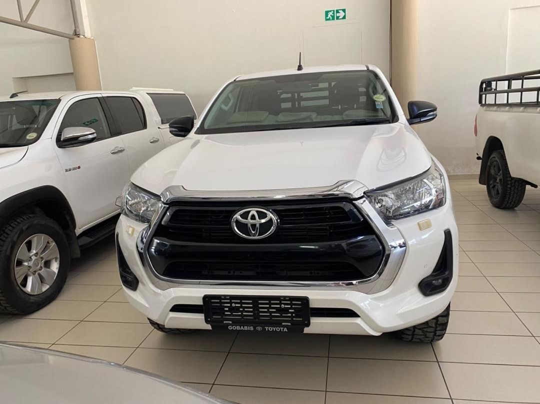 2021 Toyota Hilux 2.4 E/Cab pictures