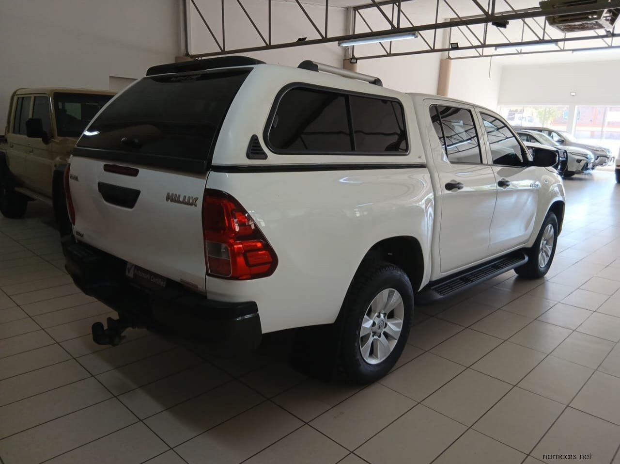 2018 Toyota Hilux 2.4 D/C SRX RB MT pictures