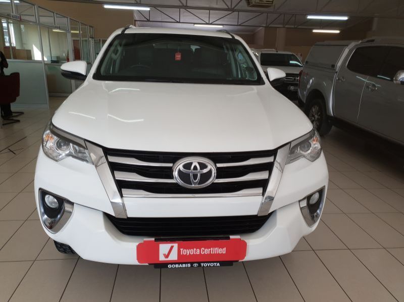 2018 Toyota Fortuner 2.4  4x4 AT pictures