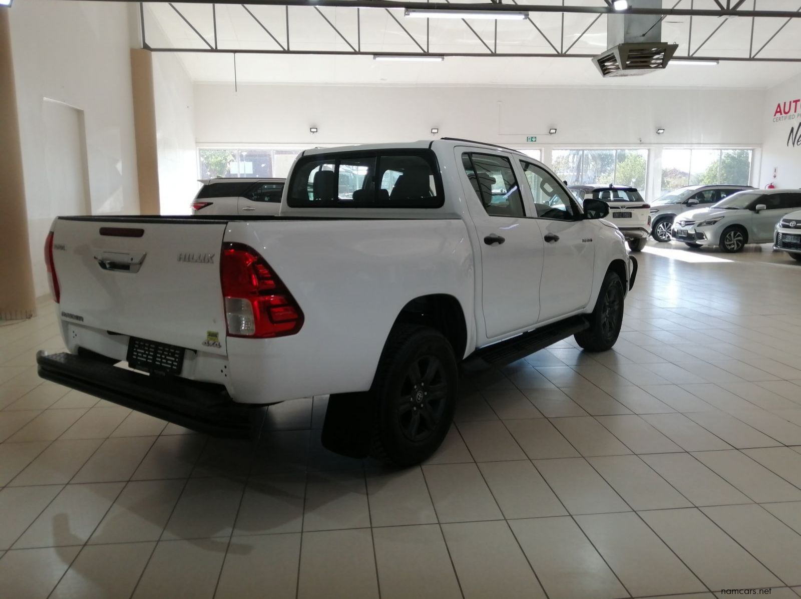 2023 Toyota Hilux 2.4 D/C 4x4 AT pictures