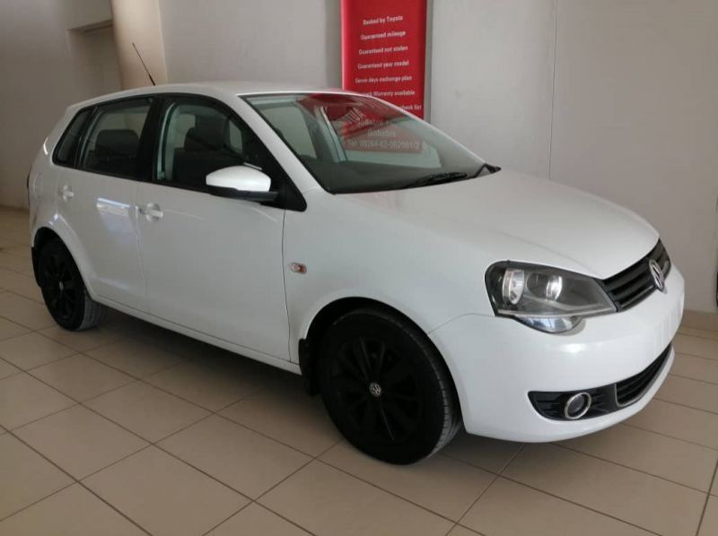 2016 Volkswagen Polo Vivo 1.6 Comfortline pictures