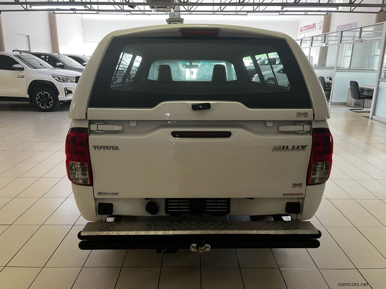 2024 Toyota HILUX 2.4 S/C 2X4 pictures