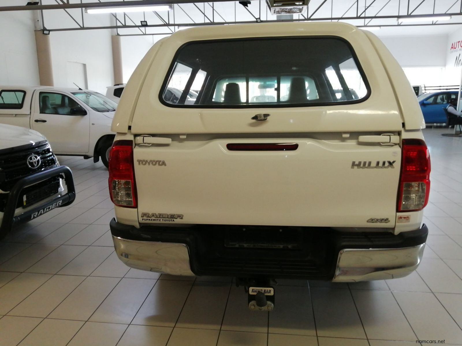 2016 Toyota Hilux 2.8 Raider S/C 4x4 MT pictures