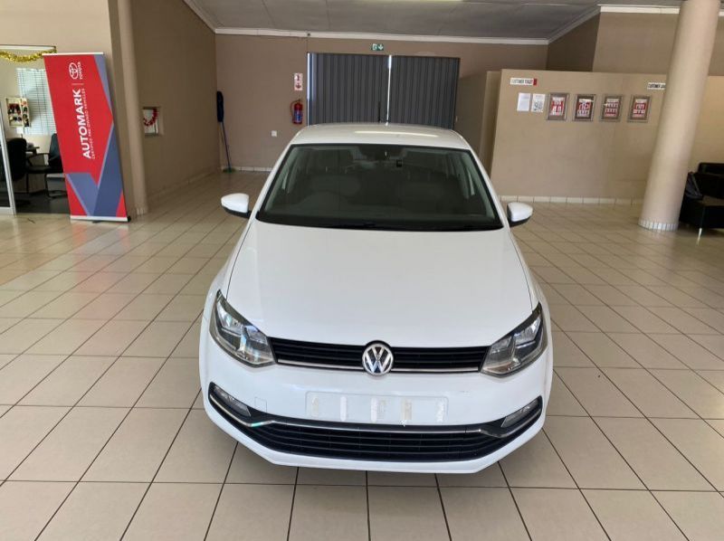 2017 Volkswagen Polo comfortline pictures