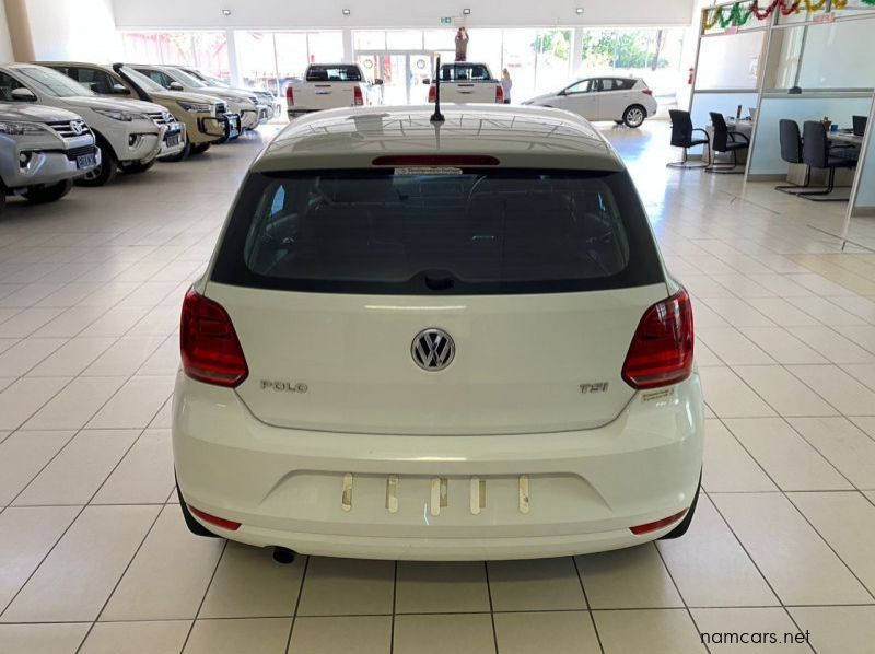 2017 Volkswagen Polo comfortline pictures