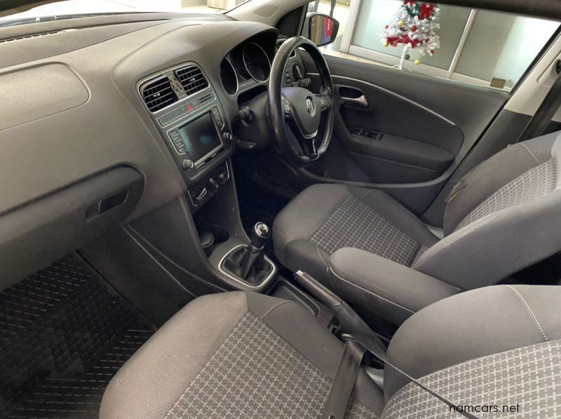 2017 Volkswagen Polo comfortline pictures