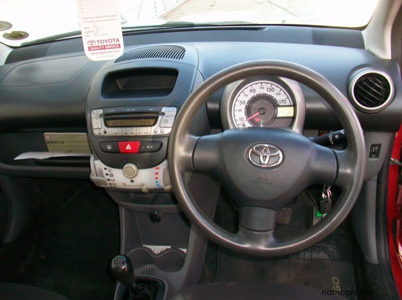 2012 Toyota AYGO WILD 1.0  3 DOOR pictures