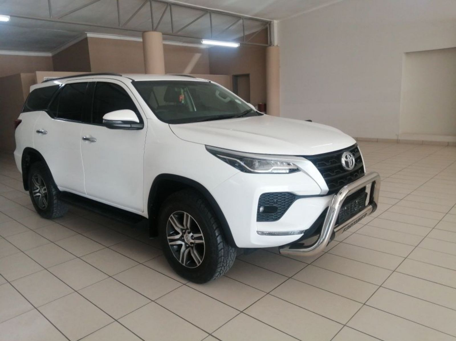 Used Toyota Fortuner 2.4 4x4 AT  for sale in Windhoek, Walvis Bay, Okahandja, Gobabis, Mariental, Otjiwarongo, Ongwediva, Namibia