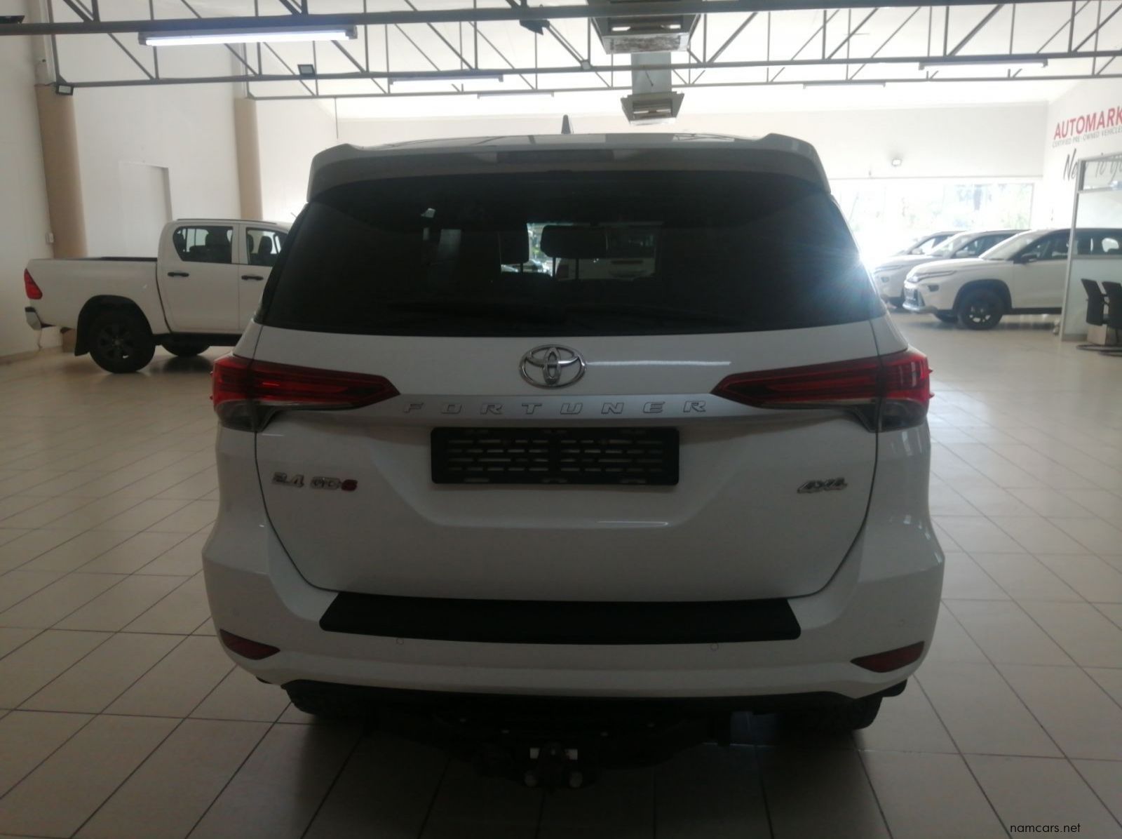 2022 Toyota Fortuner 2.4 4x4 AT pictures
