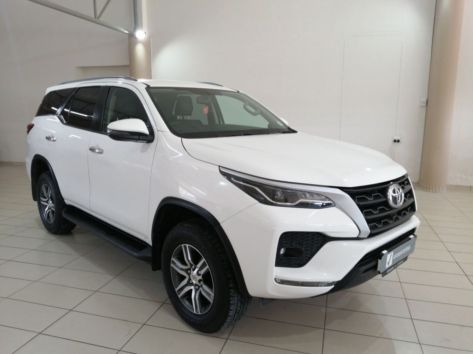 Used Toyota Fortuner 2.4 4x4 AT for sale in Windhoek, Walvis Bay, Okahandja, Gobabis, Mariental, Otjiwarongo, Ongwediva, Namibia