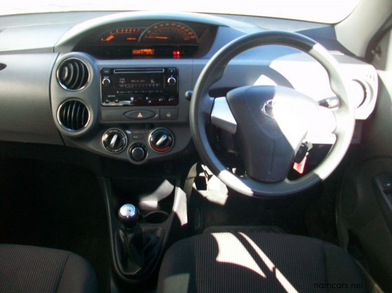 2019 Toyota ETIOS 1.5 SPRINT pictures