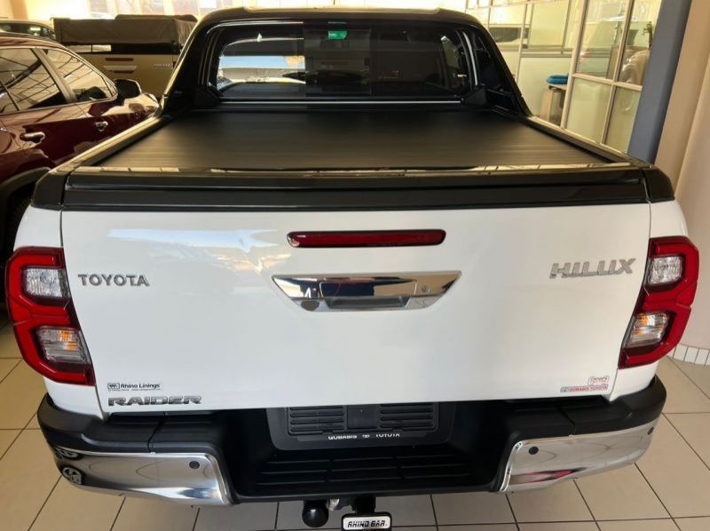 2023 Toyota hilux pictures