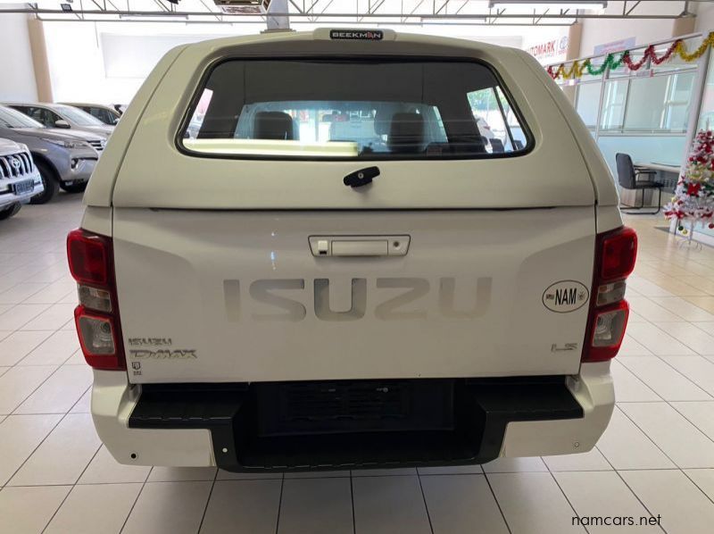 2023 Isuzu LS DOUBLECAB 4X4 AUTOMATIC pictures
