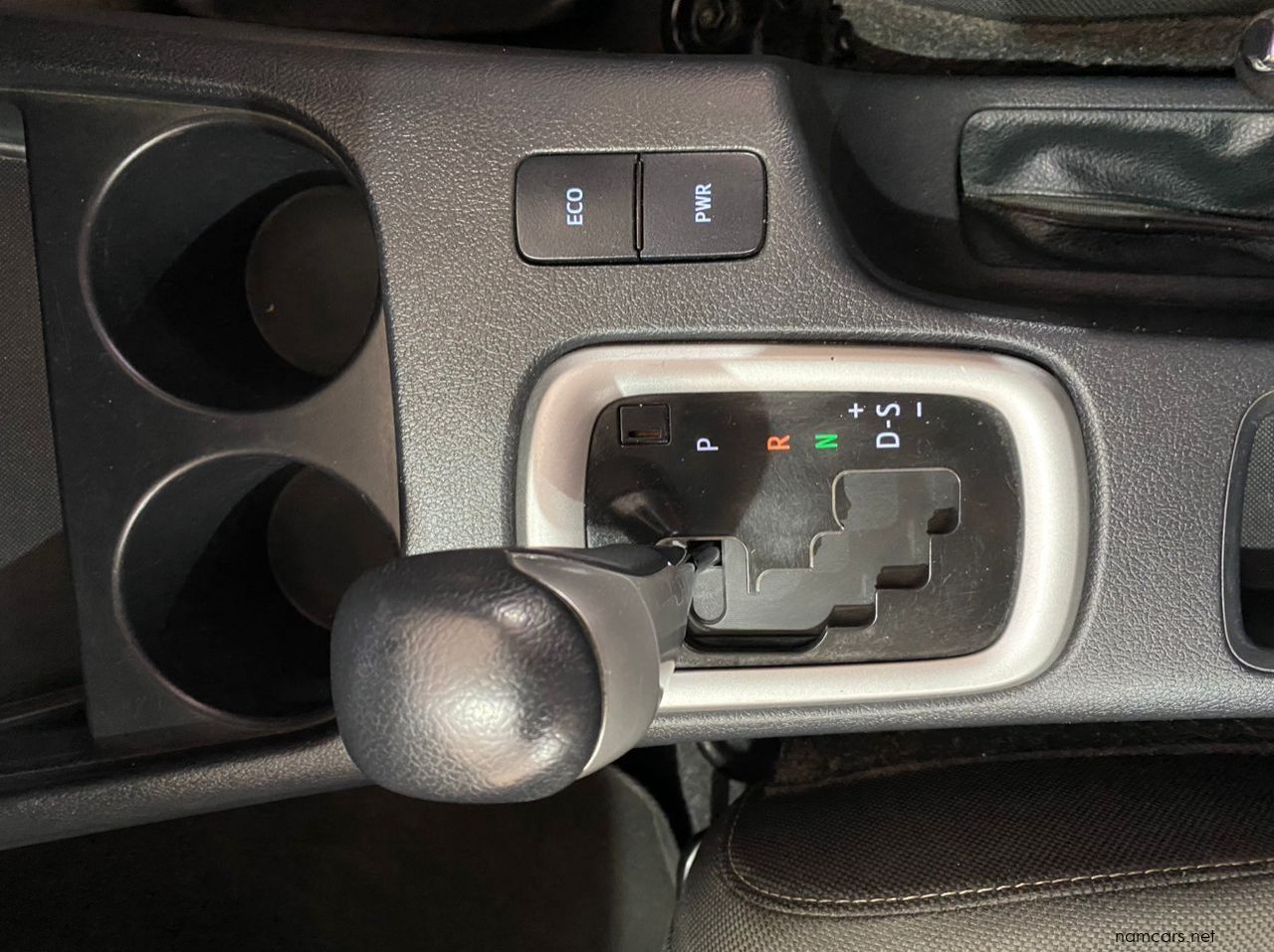 2022 Toyota HILUX 2.8GD-6 4X4 AT D/C pictures